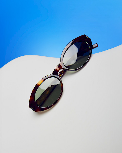 Stylische Brille in Düsseldorf beim Optiker Ziem